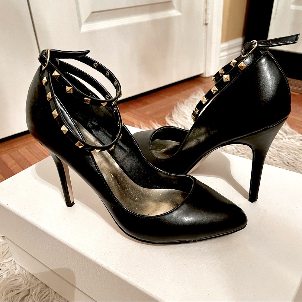 JUSTFAB Rockstud Inspired Ankle Heels Size 8